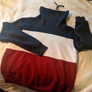 H&M Men’s Red White Blue Funnel Neck Colorblock Sweater Size Medium